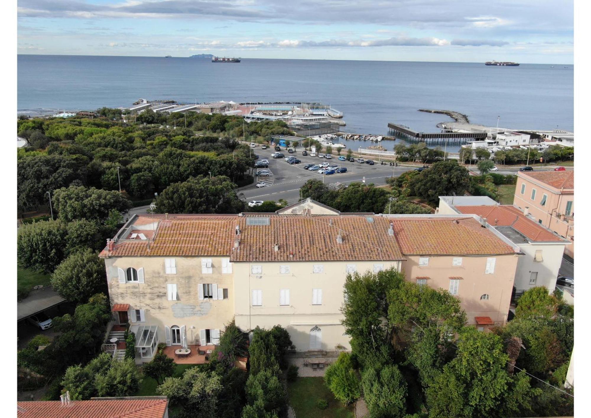 Villa Anselmi - Arteindiretta Λιβόρνο Εξωτερικό φωτογραφία